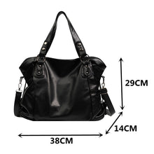 Stylish Hobo Handbag: Large Capacity