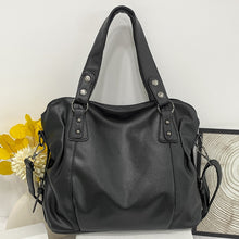 Stylish Hobo Handbag: Large Capacity